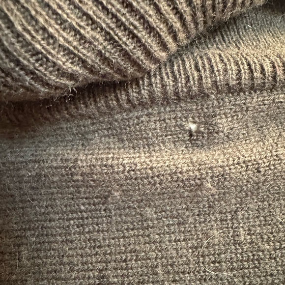 CASHMERE WOOL GARNET HILL Oversized Turtleneck Sweater Brown Pockets Cozy Luxury - Picture 13 of 15